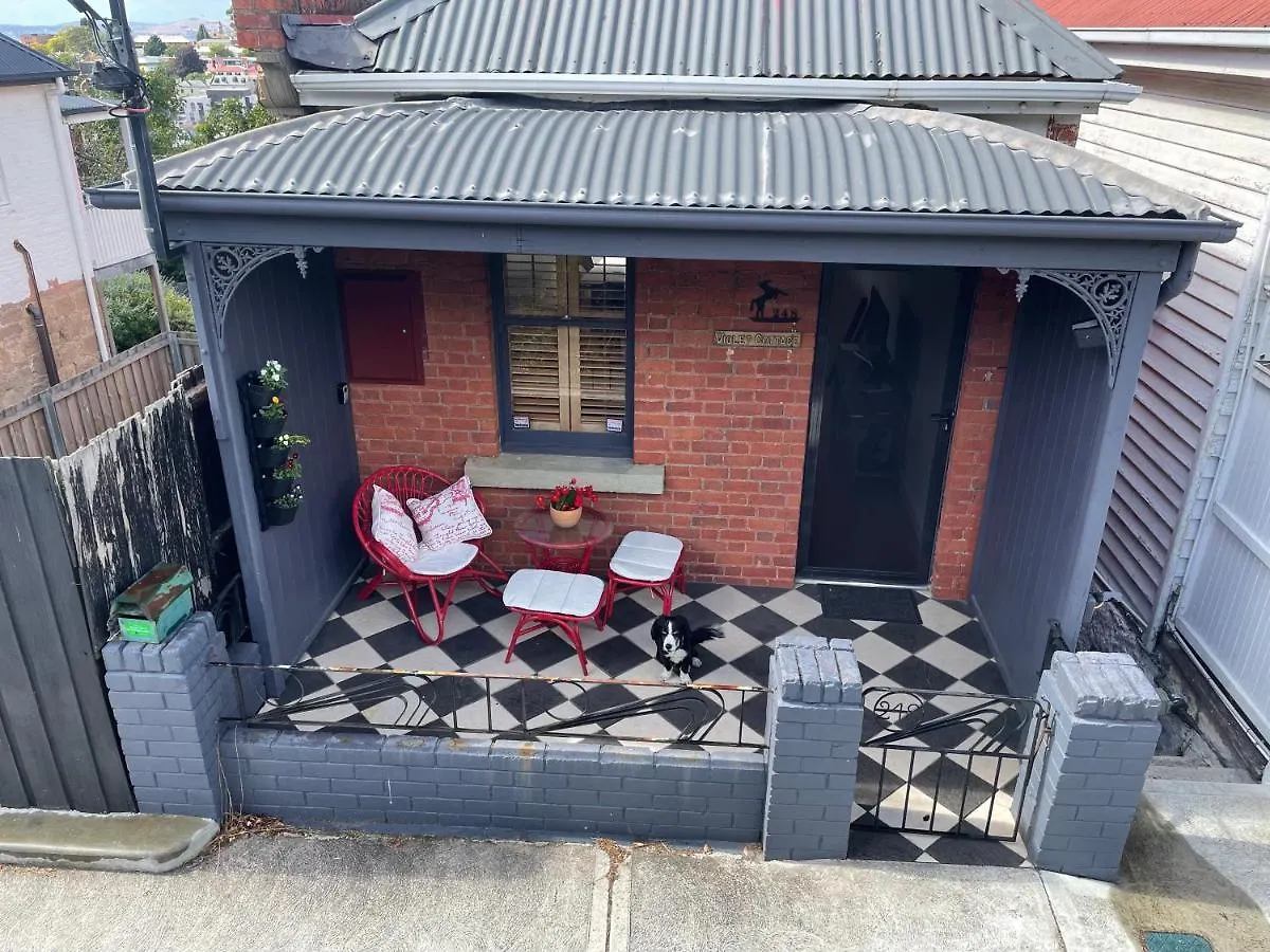 아파트 Violet Cottage In The City 호바트